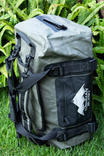 Load image into Gallery viewer, DRY DUFFEL BAG/BACKPAC(45L)
